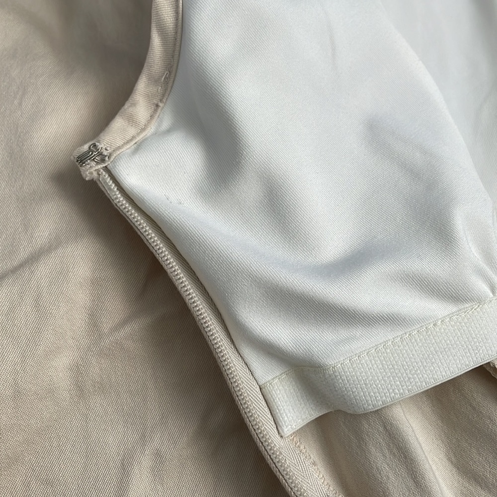 Women's Liz Claiborne Spaghetti Strap Dress With Slits And Built In Bra 10 - Picture 7 of 16